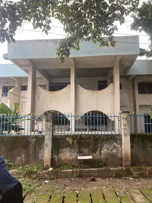 8bdrm Duplex in Private Residence, Area 8 for rent