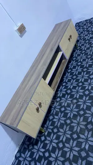 TV Shelves