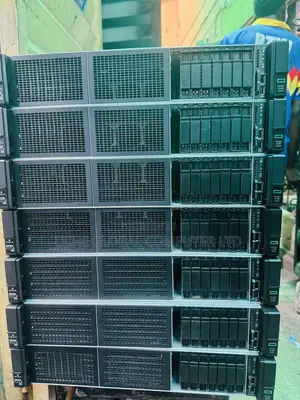 Server HP ProLiant DL380 Gen10 32GB Intel Xeon HDD 2T