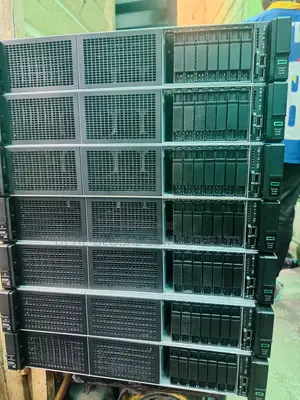 Server HP ProLiant DL380 Gen10 32GB Intel Xeon HDD 2T