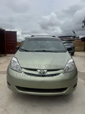 Toyota Sienna CE FWD 2006 Green
