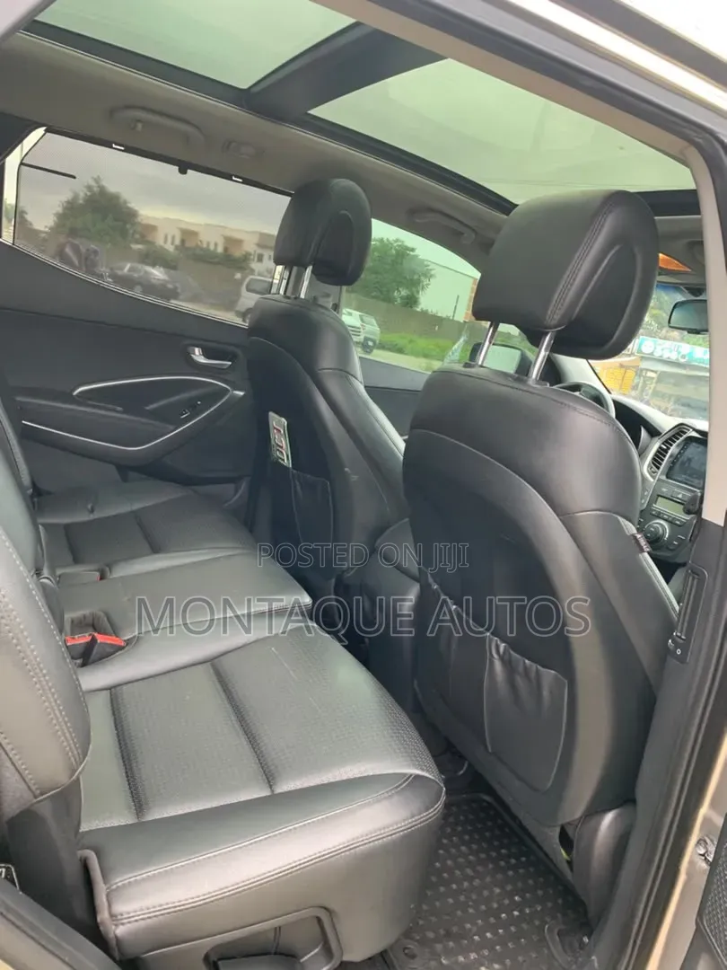 Hyundai Santa Fe 2013 Beige