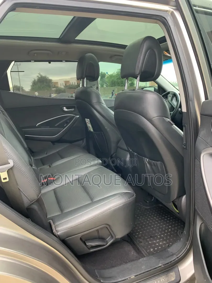 Hyundai Santa Fe 2013 Beige