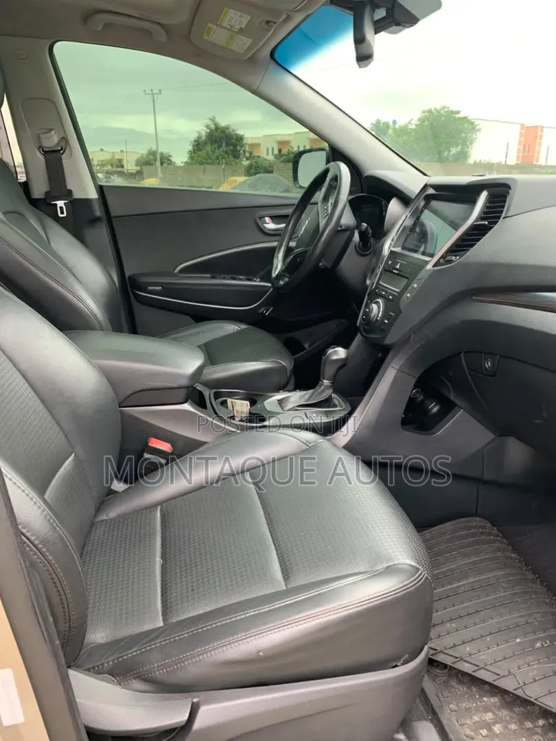 Hyundai Santa Fe 2013 Beige