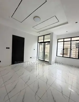 4bdrm Duplex in Lekki for sale