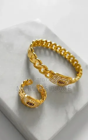 Link Up in Gold. 