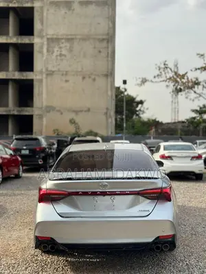 Toyota Avalon Limited 2021 Silver