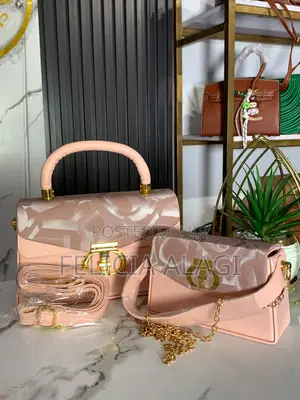 Licia Collection