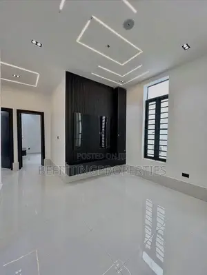 5bdrm Duplex in Ajah for sale