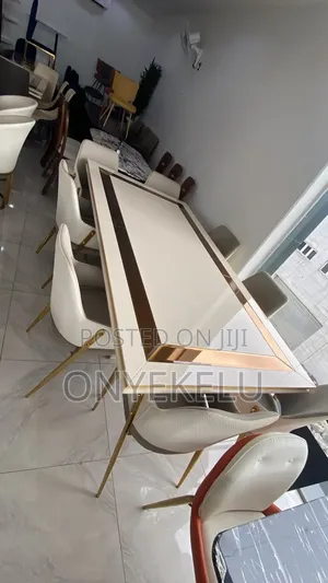8-Seaters Dining Table