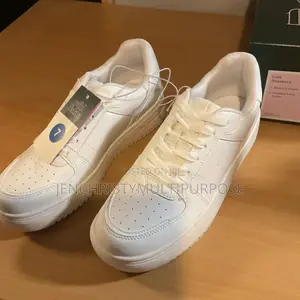 Women's White Low-Top-Lace-Up Sneakers