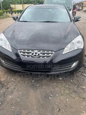 Hyundai Genesis 2010 Black