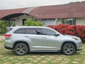Toyota Highlander 2017 Silver