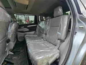Toyota Highlander 2017 Silver