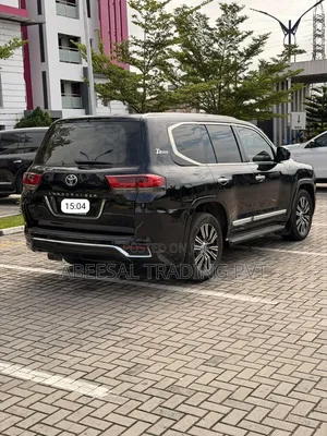 Toyota Land Cruiser 2016 Black
