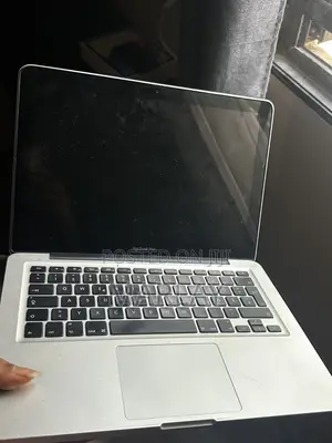 Laptop Apple MacBook Pro 2011 8GB Intel Core i5 SSD 320GB