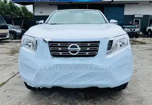 Nissan Navara 2018 White