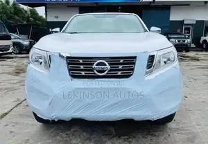 Nissan Navara 2018 White
