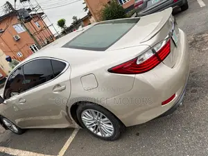 Lexus ES 2014 Gold