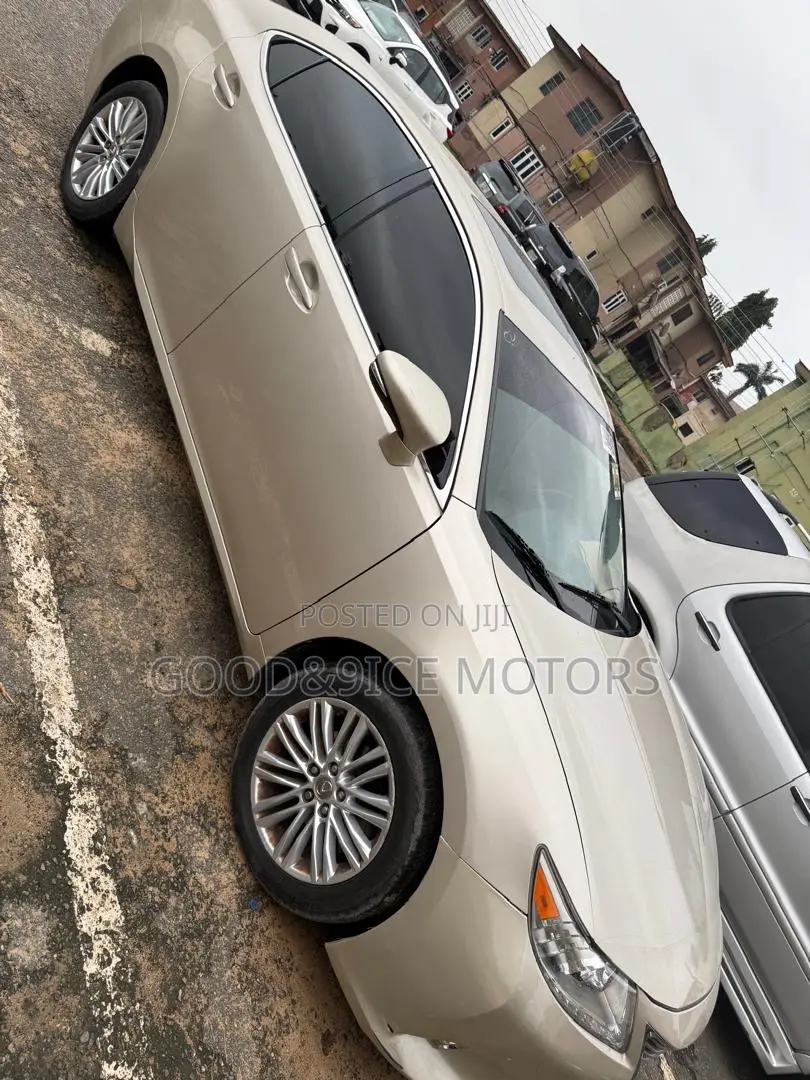 Lexus ES 2014 Gold