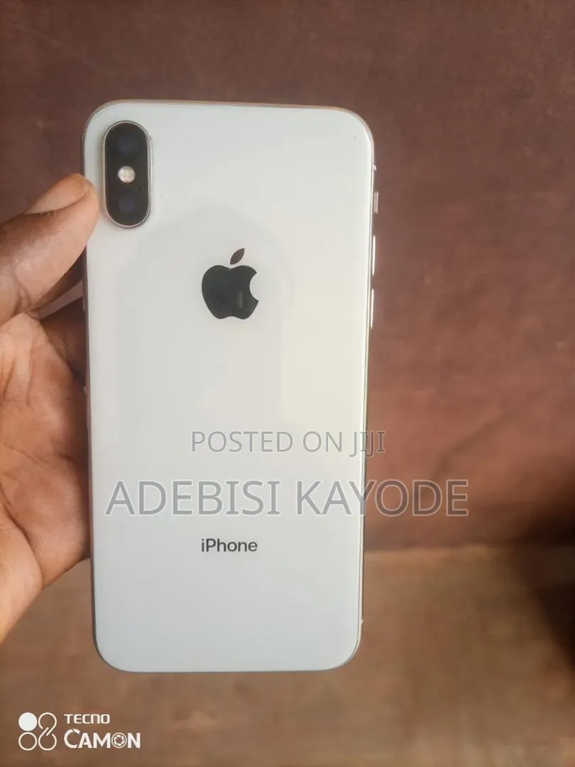 Apple iPhone X 64 GB White