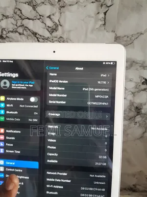 Apple iPad 5 (2022) 32 GB White