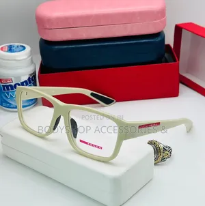 High Quality Prada Plastic Glasses
