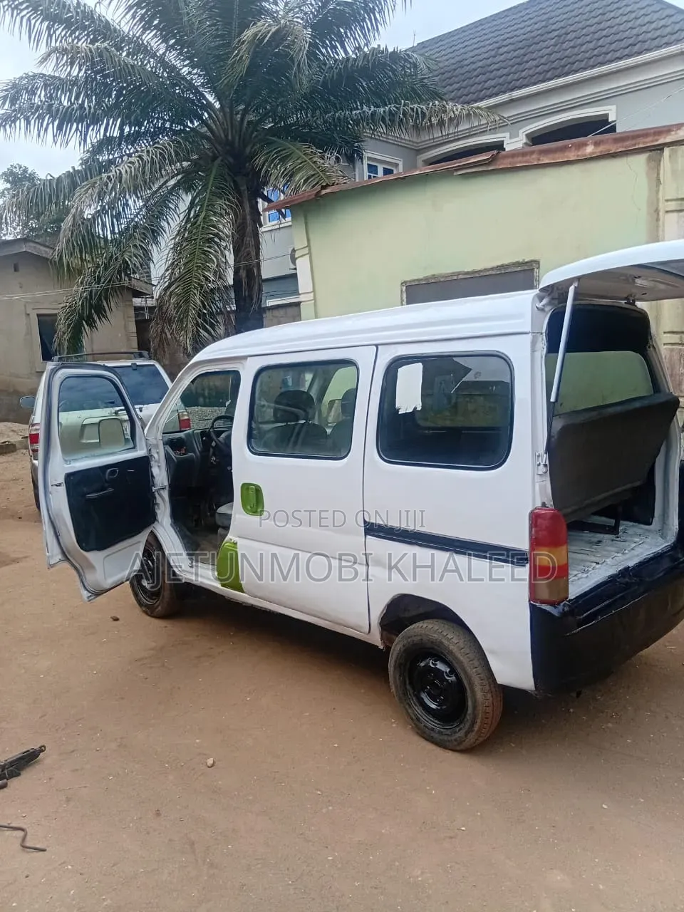 Suzuki Every 2010 White