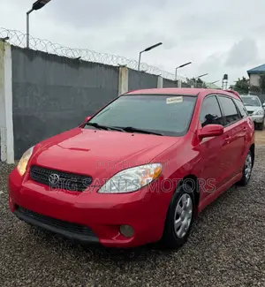 Toyota Matrix Hatchback FWD (1.8L 4cyl 5M) 2007 Red