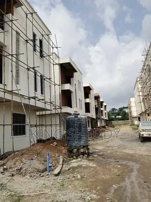 6bdrm Duplex in Life Camp for sale