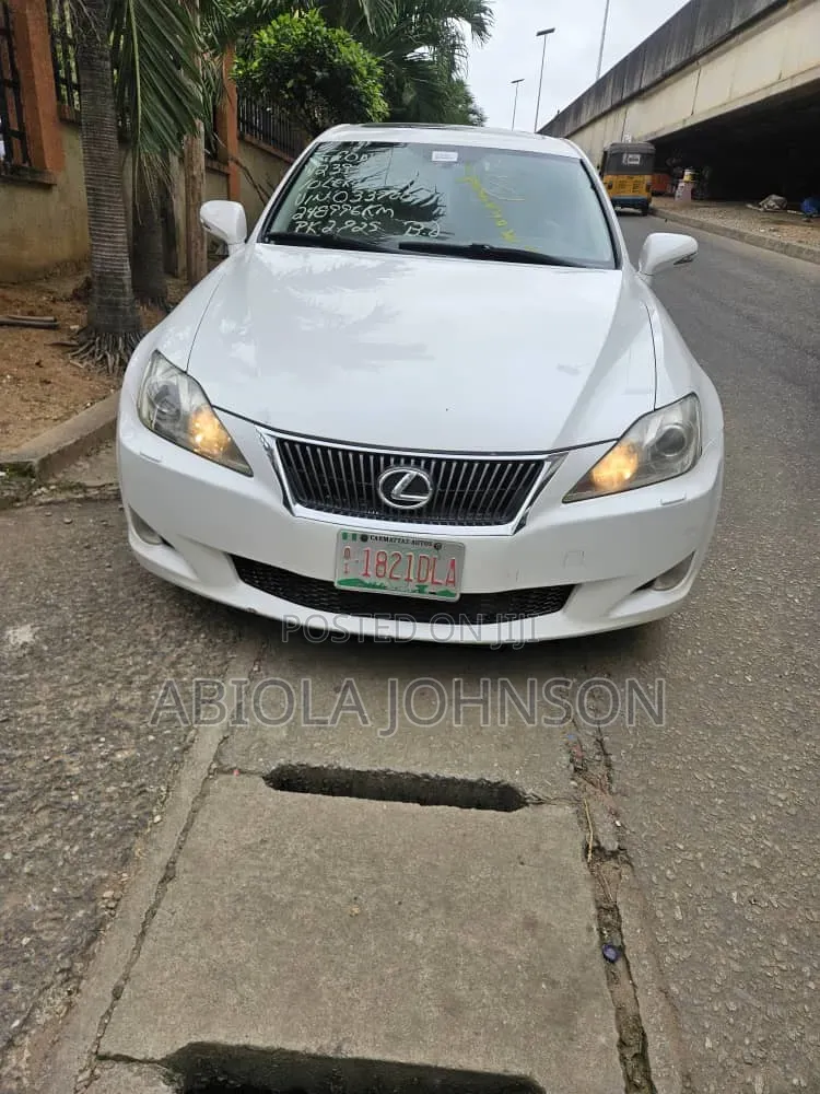 Lexus IS 2010 White