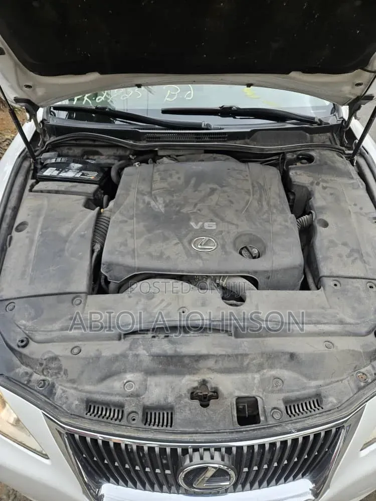 Lexus IS 2010 White