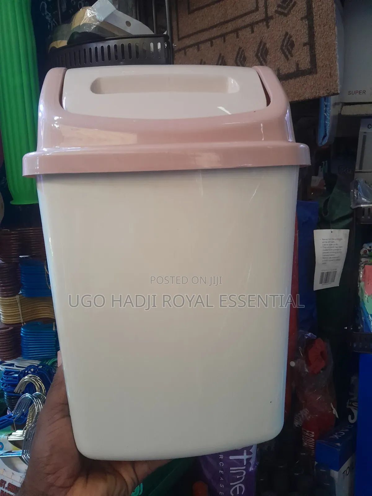 High-Quality Minimalist Swing-Lid Plastic Waste Bin (10l/12l)