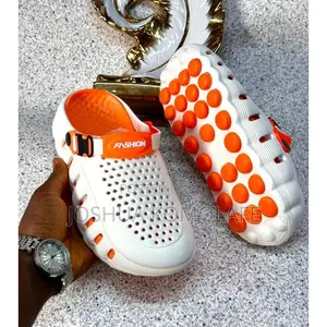 Crocs Very Unique Unisex