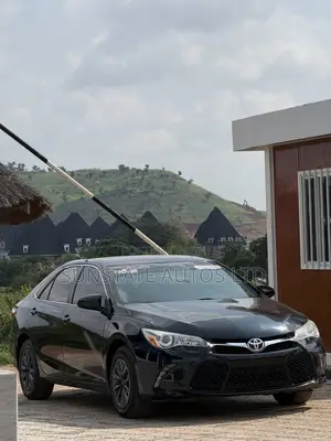 Toyota Camry 2016 Black