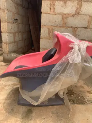 Salon & Beauty Equipment