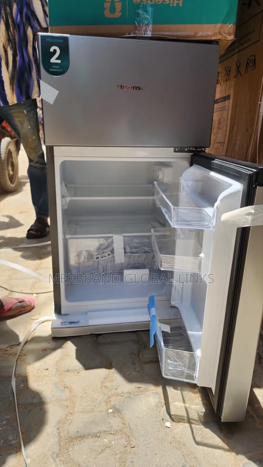 Hisense Refrigerator 100l