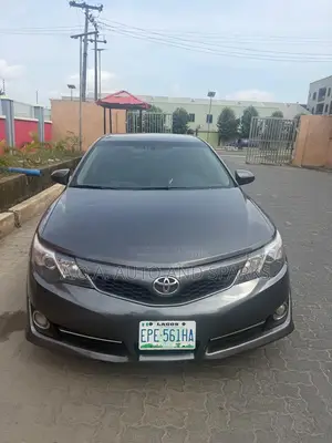 Toyota Camry 2013 Gray
