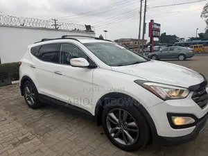 Hyundai Santa Fe Limited 4dr SUV AWD (3.3L 6cyl 6A) 2014 White