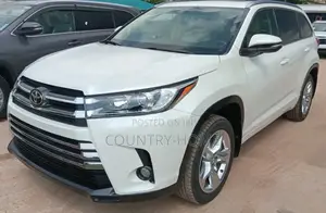 Toyota Highlander Limited 4x4 V6 (3.5L 6cyl 8A) 2018 White