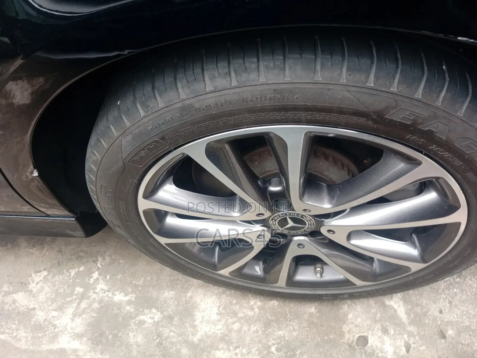 Mercedes-Benz E400 2018 Black