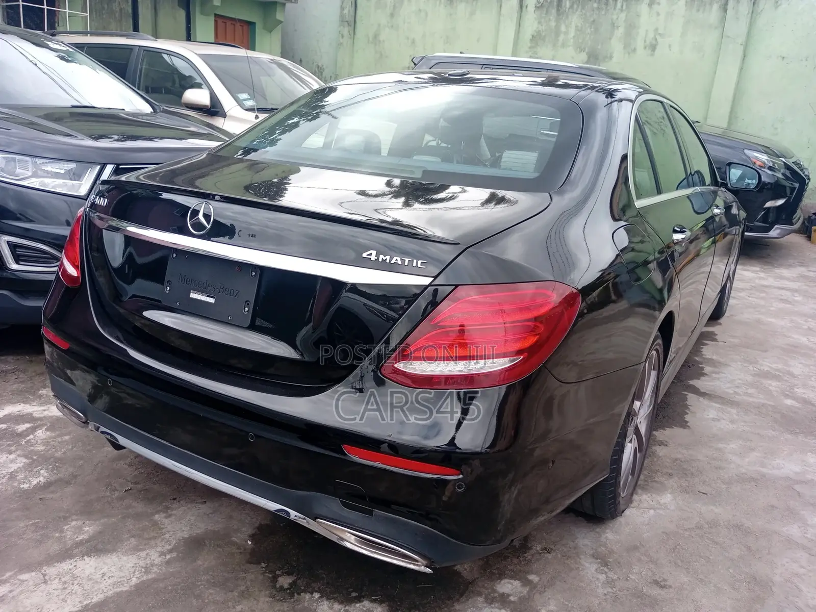 Mercedes-Benz E400 2018 Black