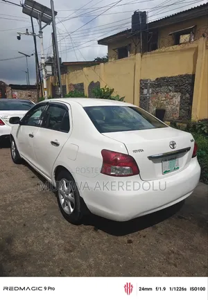 Toyota Yaris 2008 White