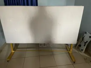 Cutting Table