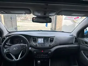 Hyundai Tucson 2017 Blue