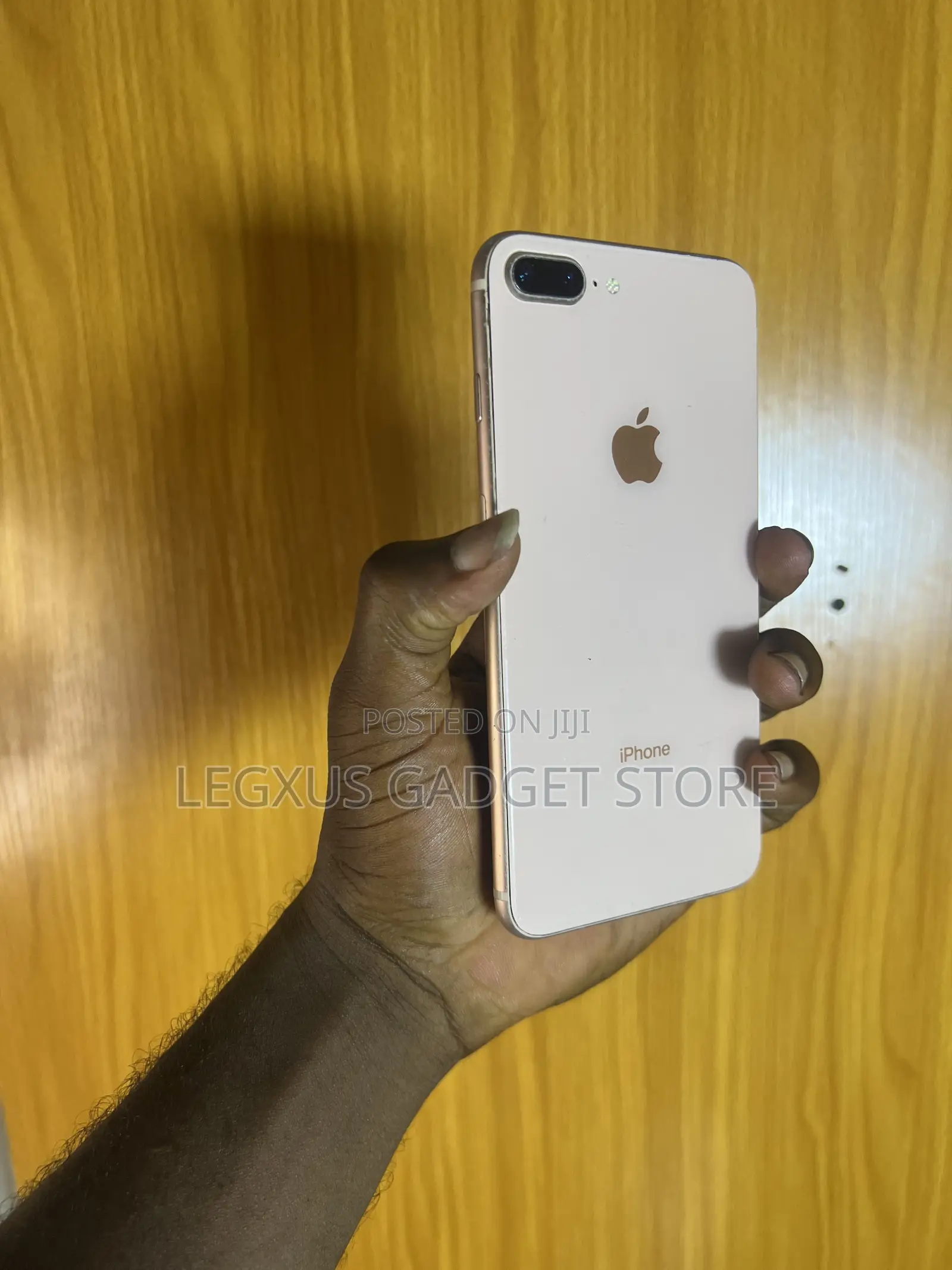 Apple iPhone 8 Plus 64 GB White