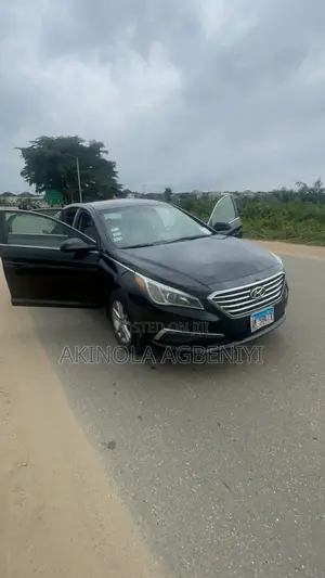 Hyundai Sonata Sport 2.0T Sedan FWD (2.0L 4cyl 6A) 2017 Black