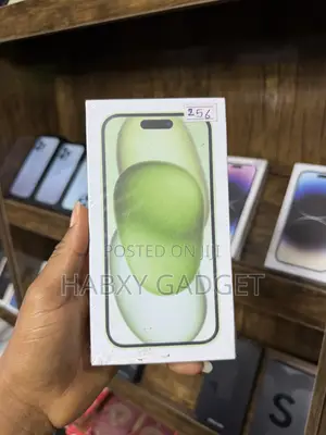 New Apple iPhone 15 256 GB Gray