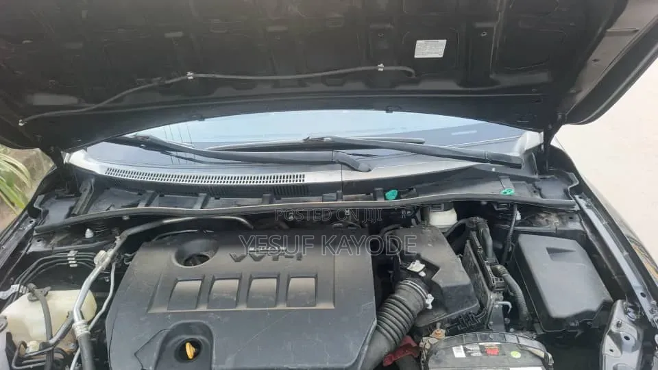 Toyota Corolla 2013 Black