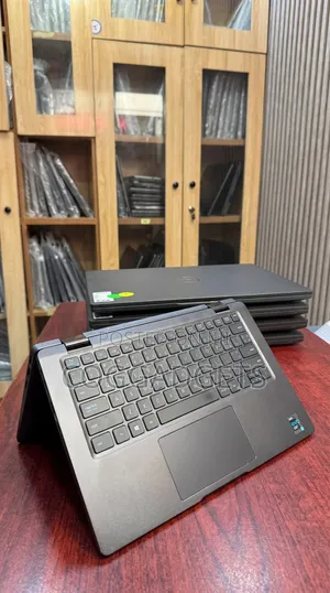 New Laptop Dell Latitude 7420 32GB Intel Core i7 SSD 512GB